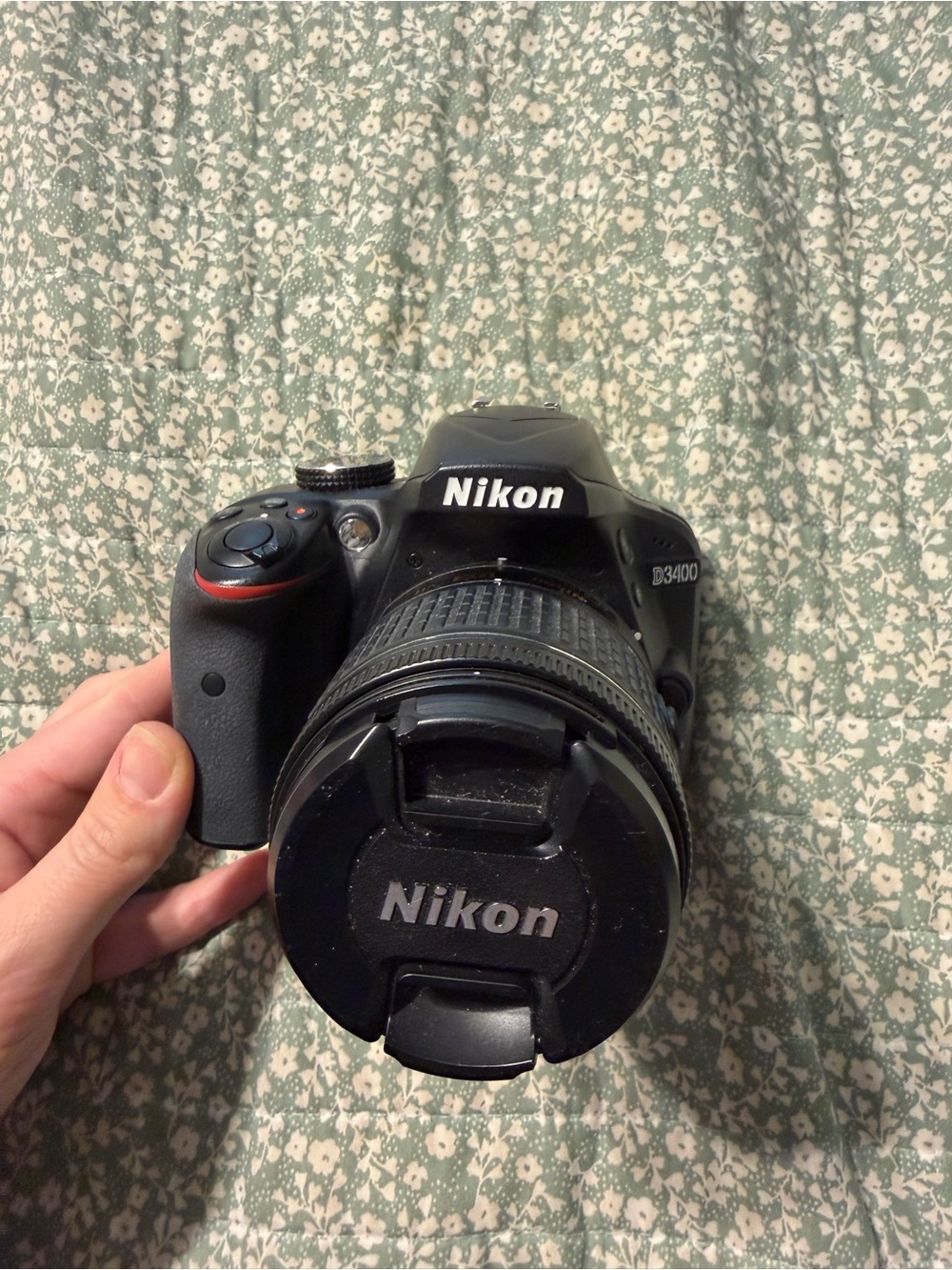 Nikon D3400 DSLR Camera in Black